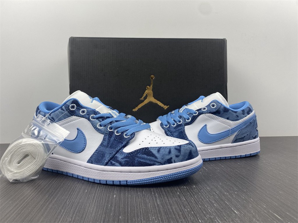 Air Jordan 1 Low Washed Denim DM8947-100